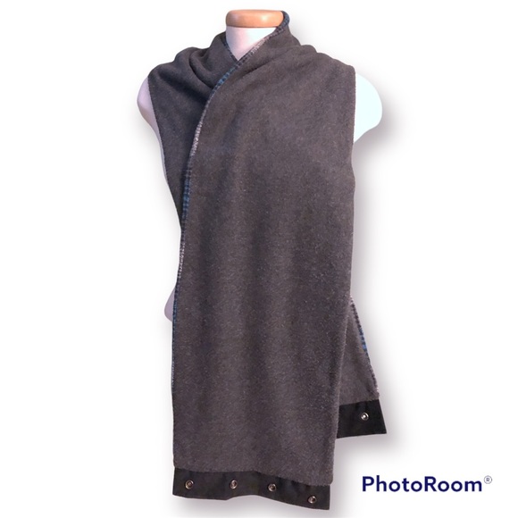 Plaid cowl snap scarf - Picture 3 of 4